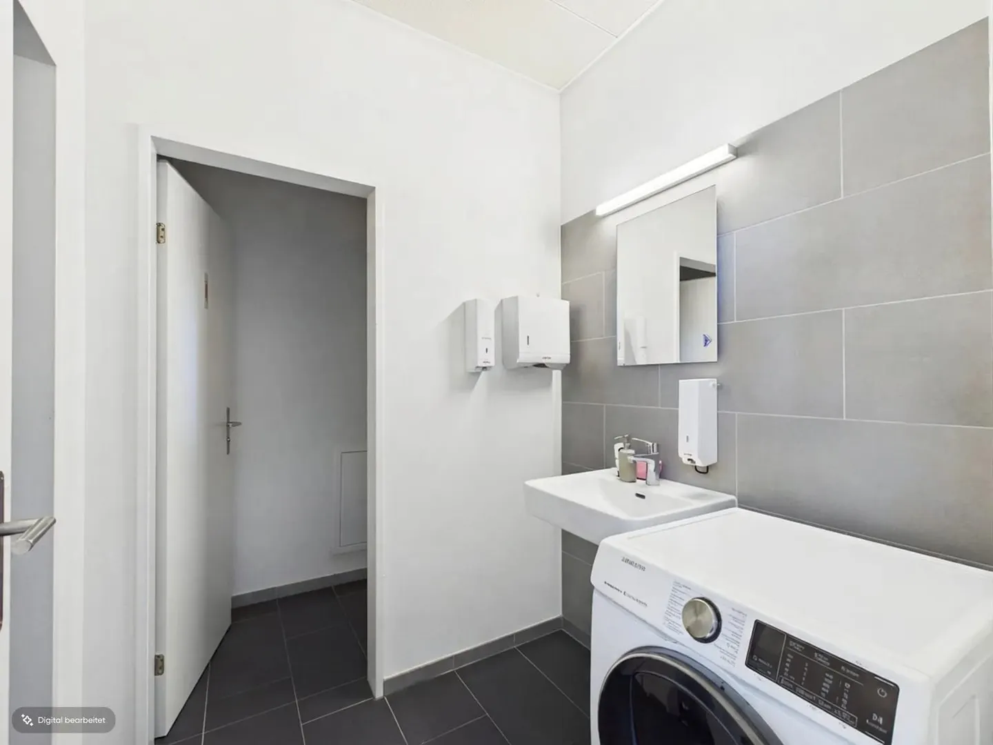 Furnished Hair Salon for Rent with 122 m² in Spreitenbach - Photo 10 of 11