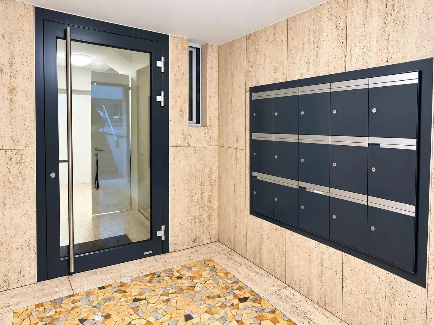 Familienwohnung mit Balkon - Foto 1 von 13