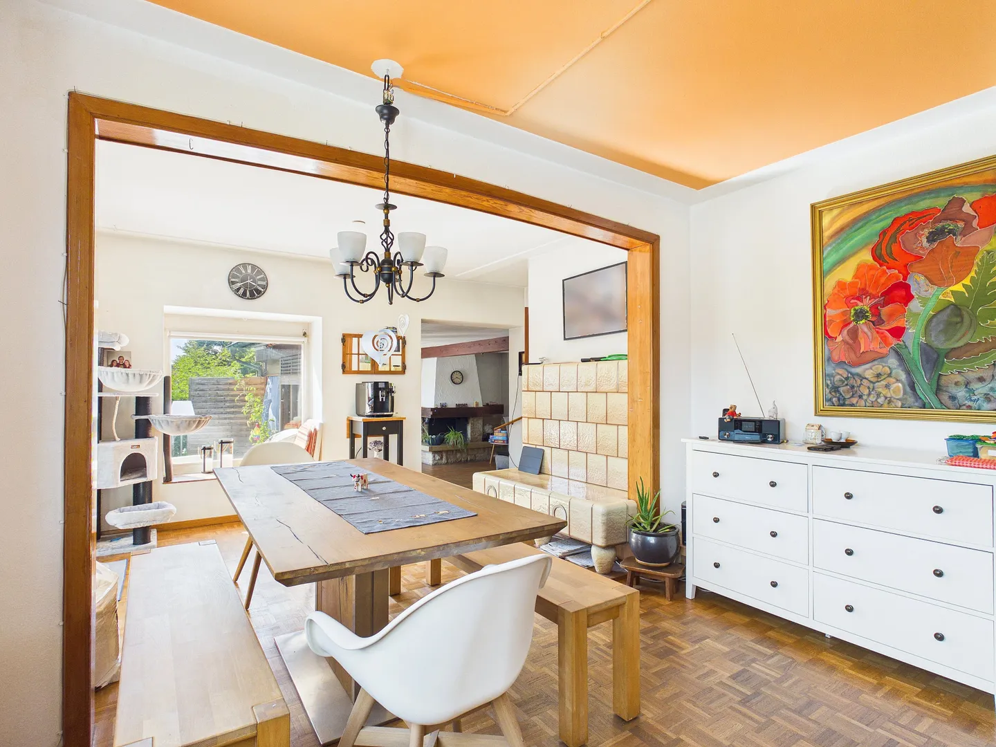 Geräumiges Einfamilienhaus mit Garten - Foto 4 von 13