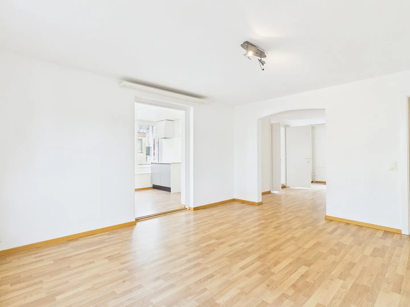 Charmantes Wohn- und Geschäftshaus in Schöftland - Photo 10 sur 12