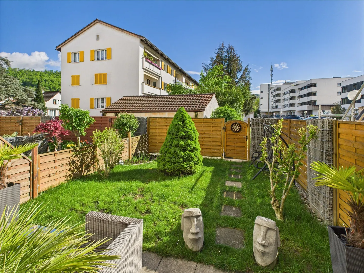 Cozy 3.5-Room Apartment with Garden - Photo 1 of 10