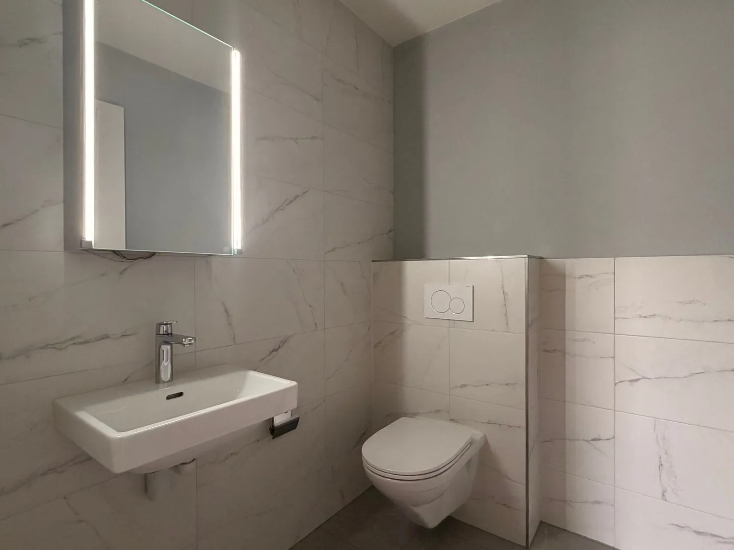 Ufficio/Studio di 4,5 stanze con ascensore a Würenlos - Foto 9 di 11