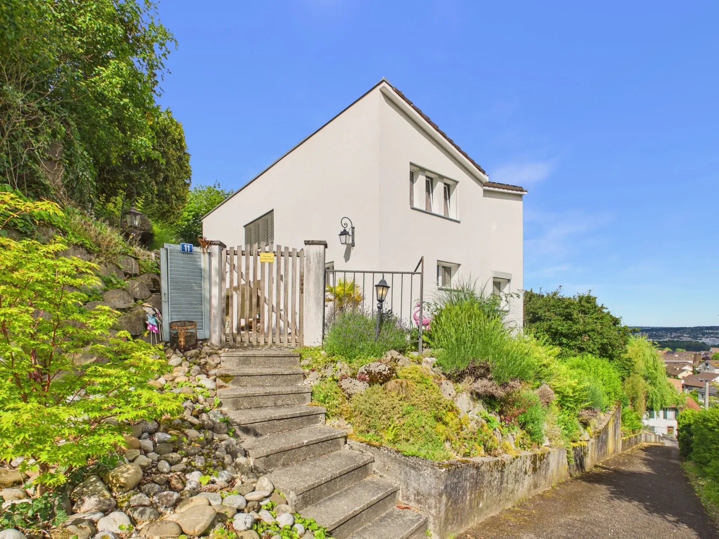 Charming Family Home with Pool - Photo 12 of 13