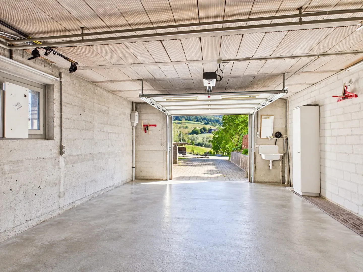 Maison individuelle de 6 pi&egrave;ces avec terrain de 1712m&sup2; et grand potentiel de d&eacute;veloppement - Photo 10 sur 13