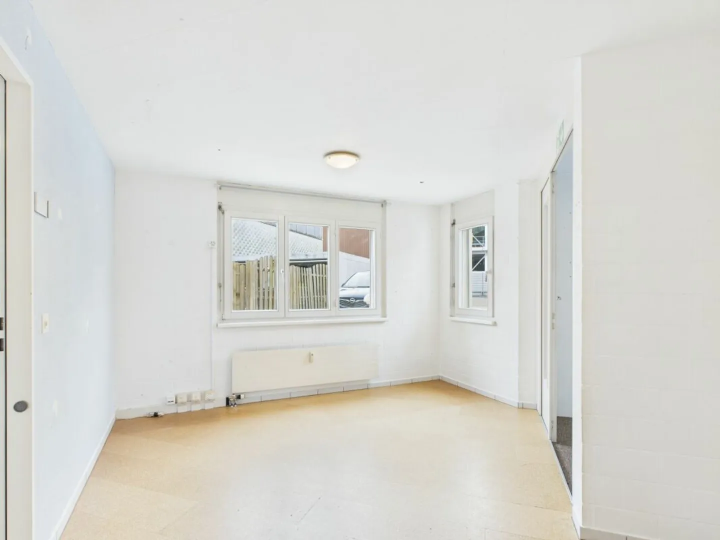 Espace commercial polyvalent à Zunzgen - Photo 3 sur 12