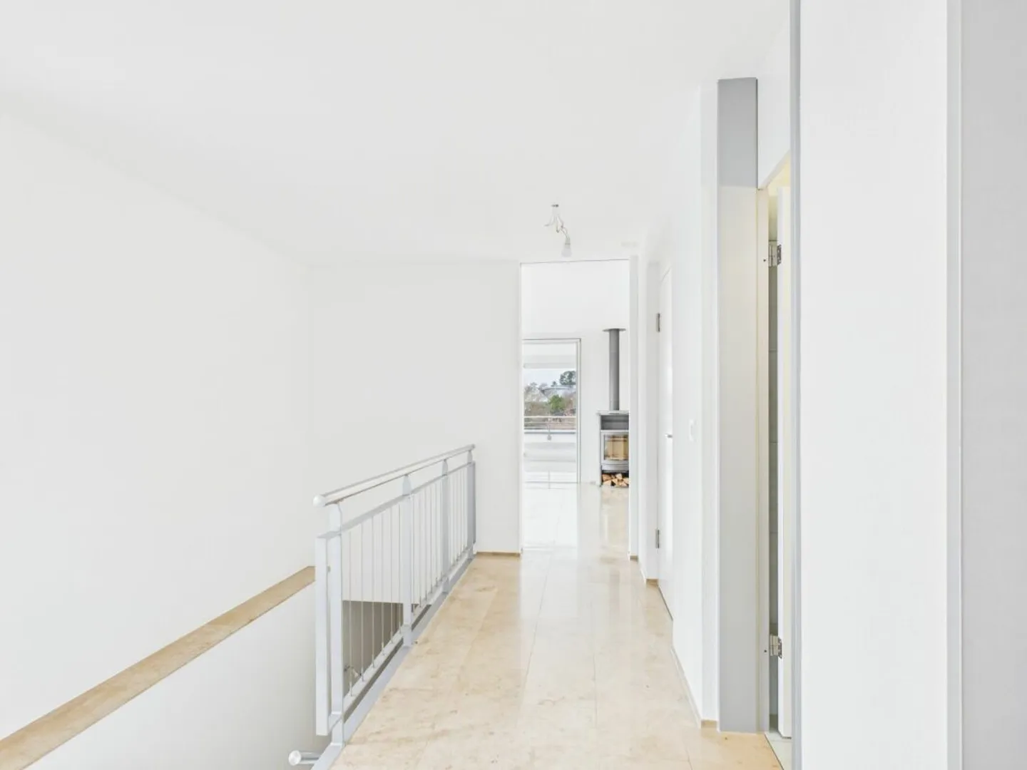 Helle, moderne Wohnung mit grosser Terrasse - Foto 8 von 13