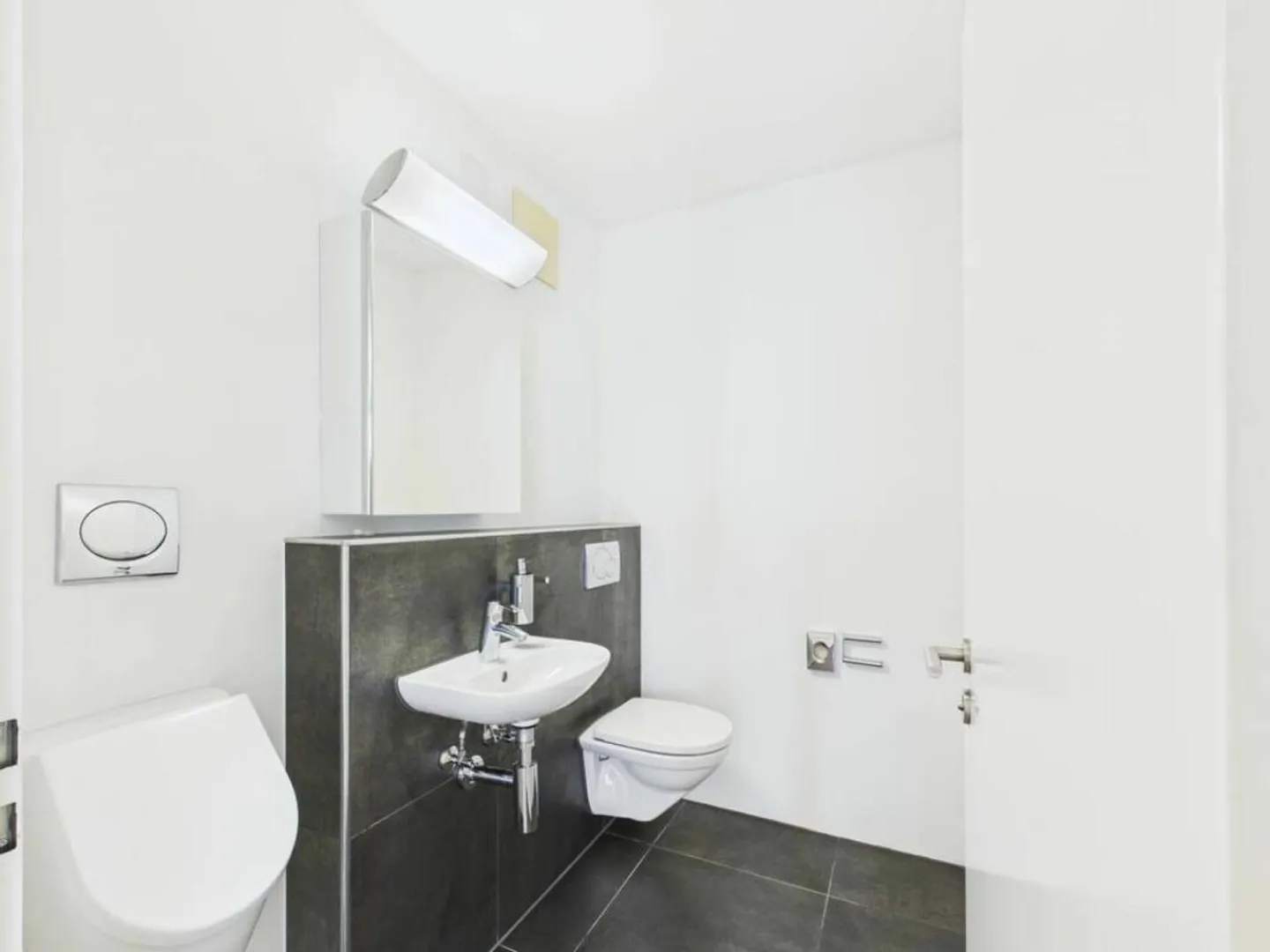 Geräumige Wohnung mit Cheminée und grosser Terrasse - Foto 8 von 12