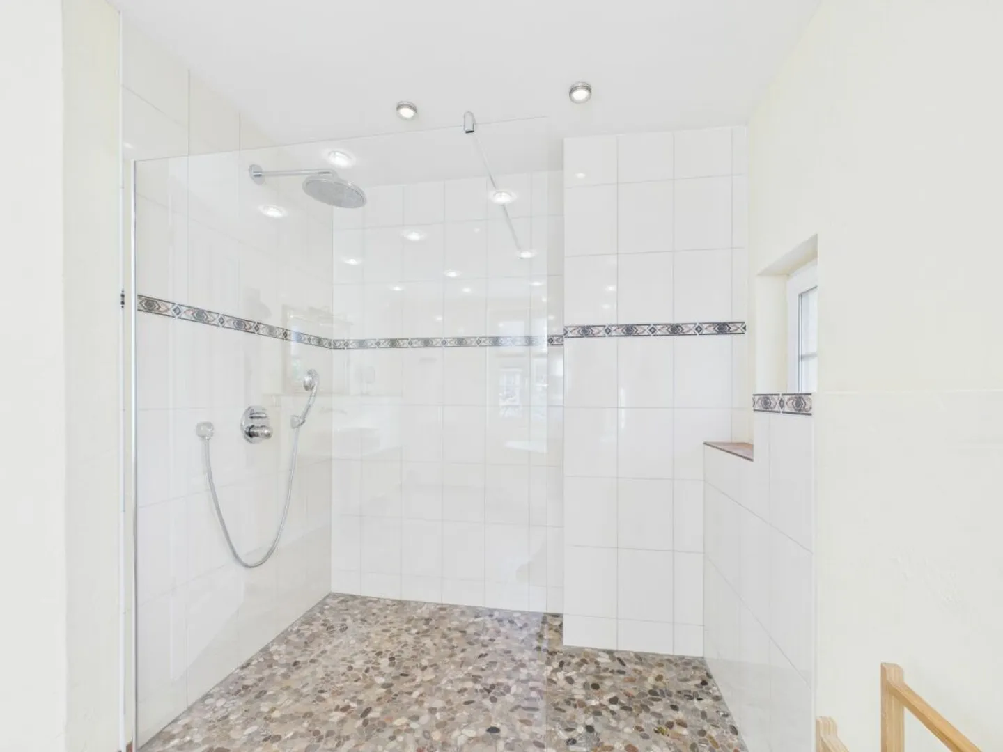 Charmante maison individuelle à vendre à Birsfelden - Photo 8 sur 13