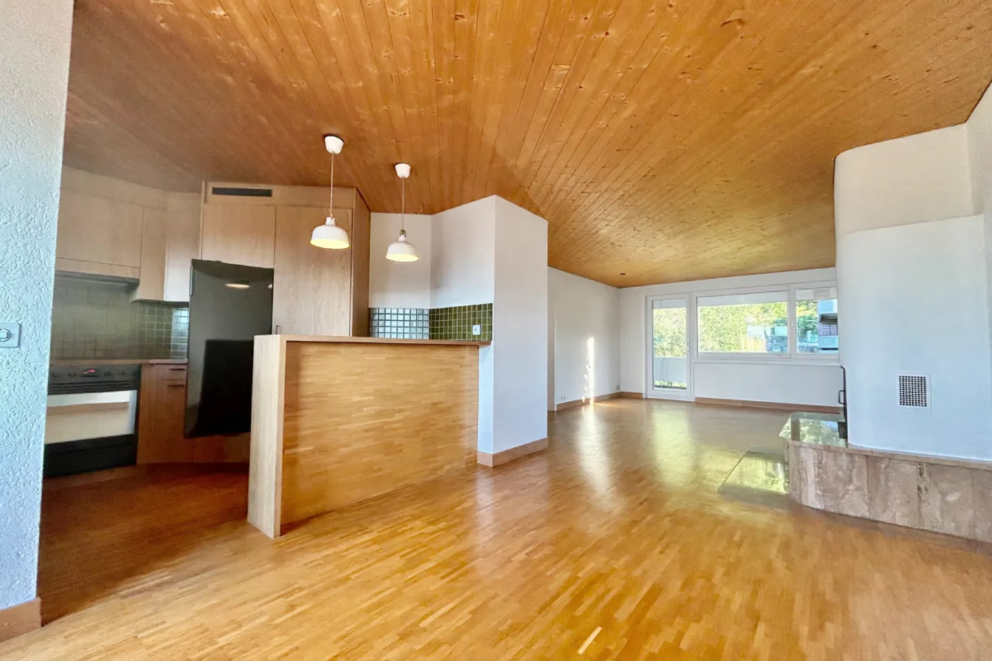 Charming 4.5-room apartment with great views - Photo 3 of 11