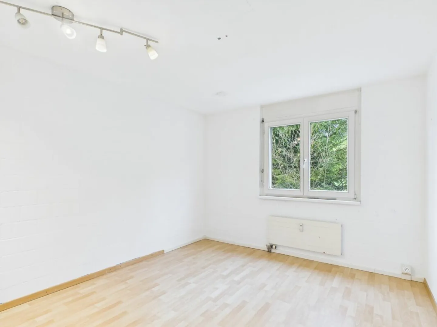 Espace commercial polyvalent à Zunzgen - Photo 6 sur 12