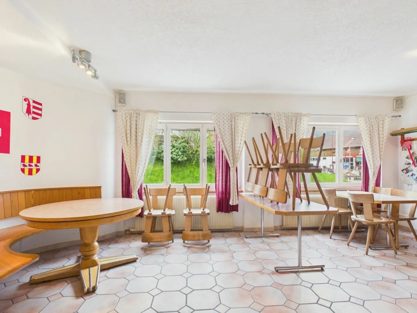 Grosszügiges Restaurant in Ederswiler - Foto 9 von 13