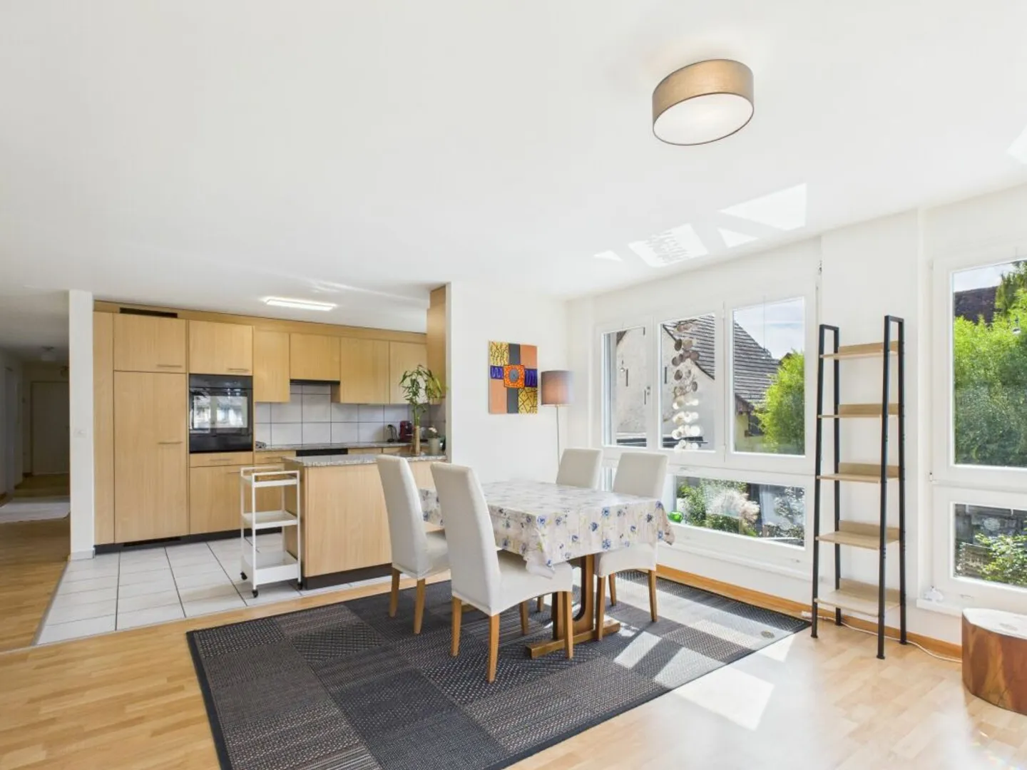 Bright apartment in Ziefen - Balcony and garden included - Photo 6 of 13