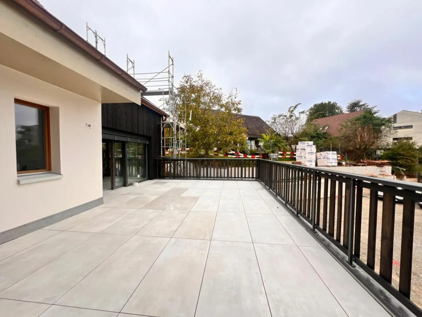 Moderno appartamento di 4,5 stanze con balcone a Magden - Foto 1 di 8