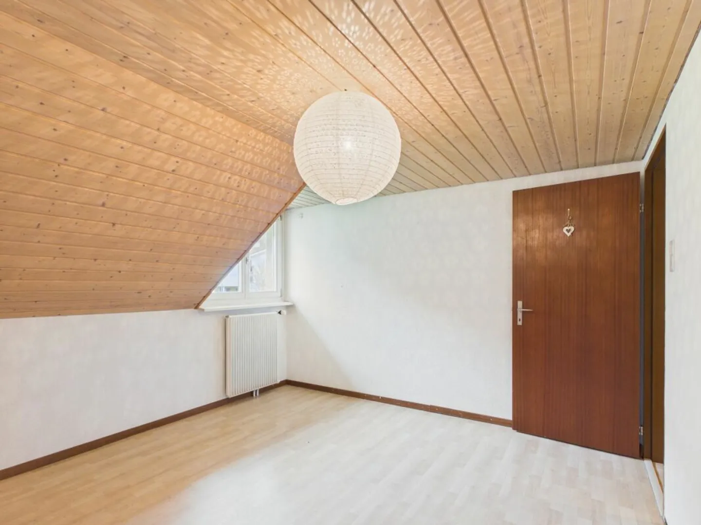 Grosszügige 5-Zimmer-Wohnung - Foto 6 von 13