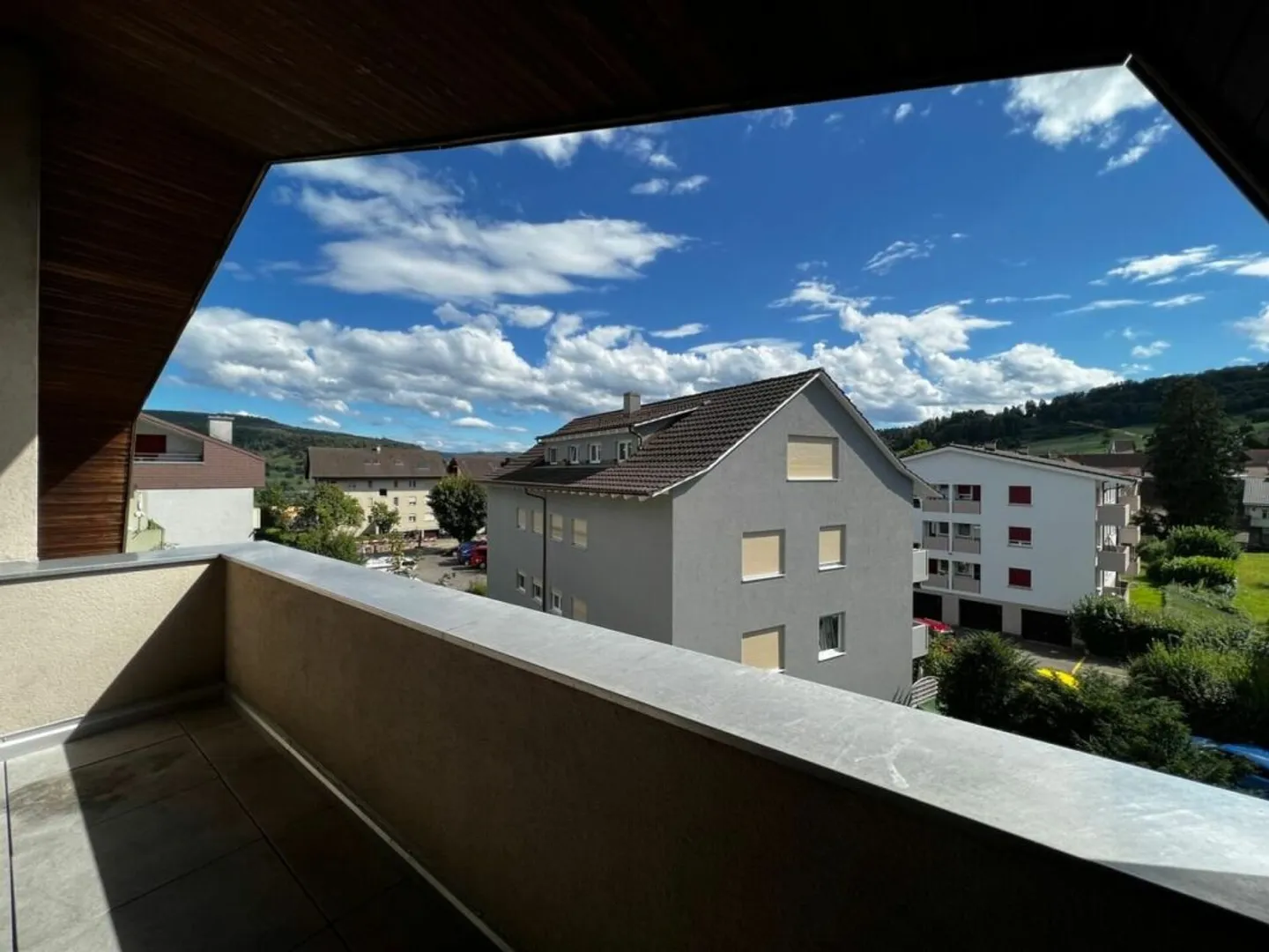 Gemütliche 3.5-Zimmer-Wohnung mit Balkon und Cheminée - Photo 8 sur 8