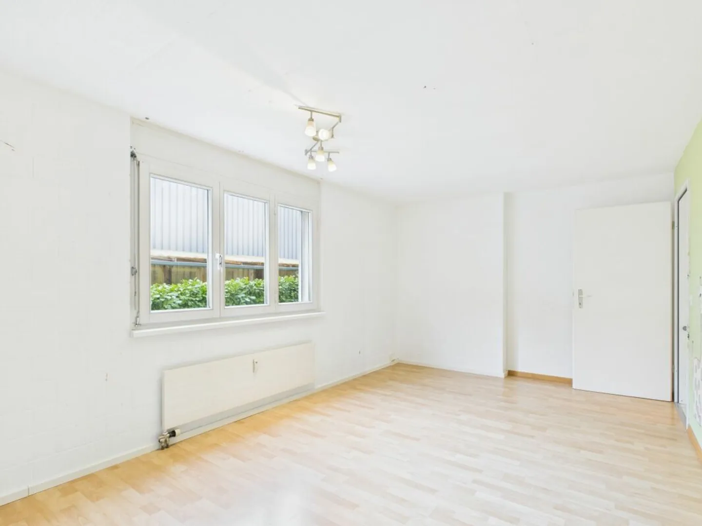 Espace commercial polyvalent à Zunzgen - Photo 5 sur 12