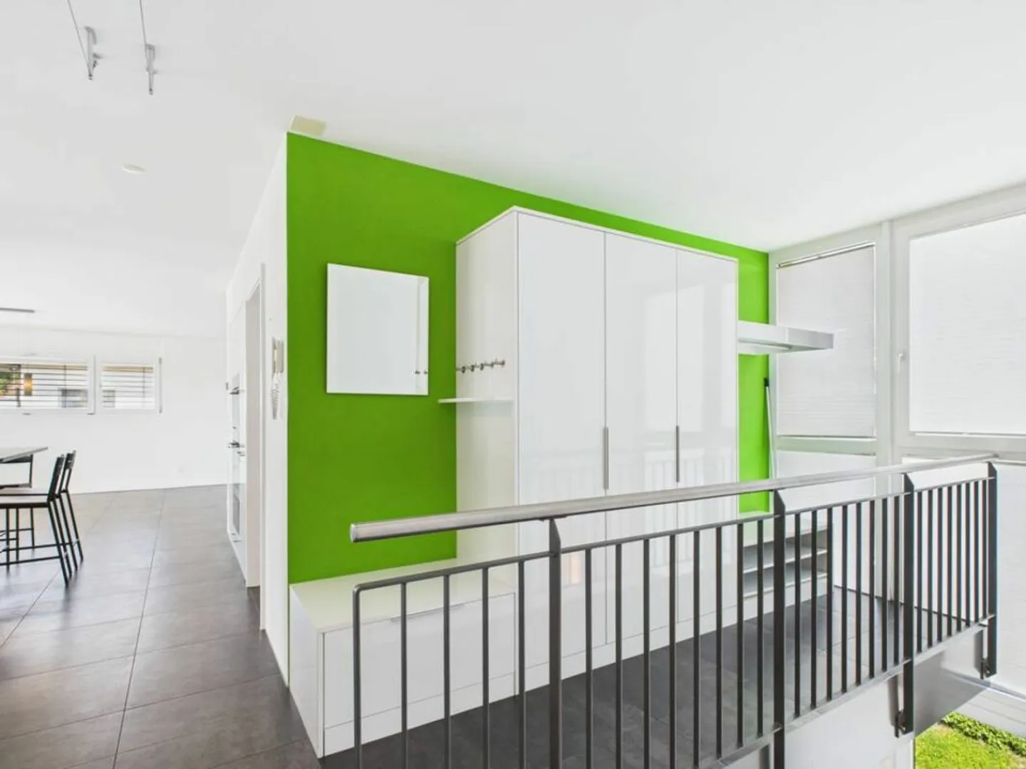 Geräumige Wohnung mit Cheminée und grosser Terrasse - Foto 6 von 12