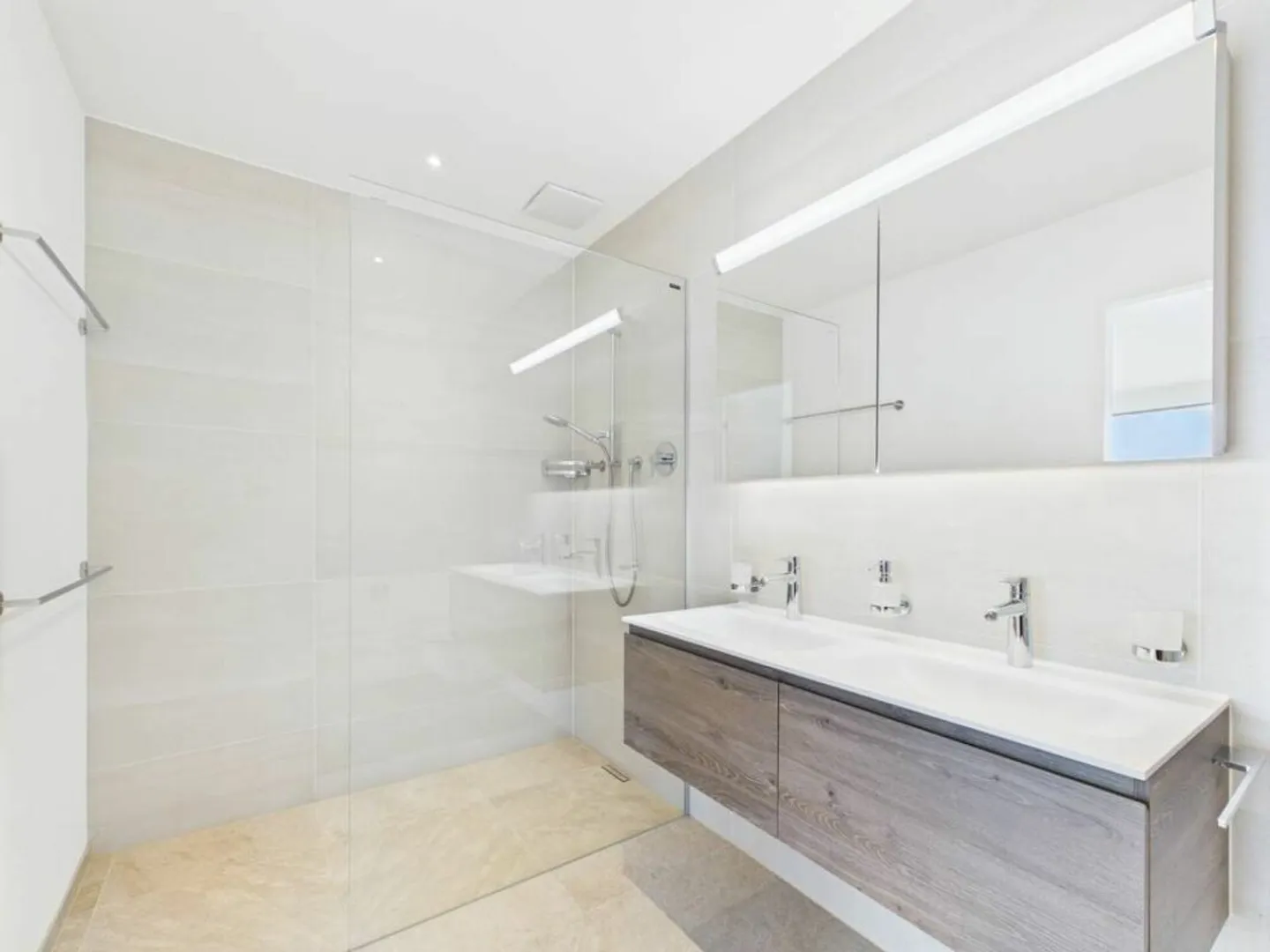 Moderne Wohnung zum wohlfühlen - Foto 9 von 11