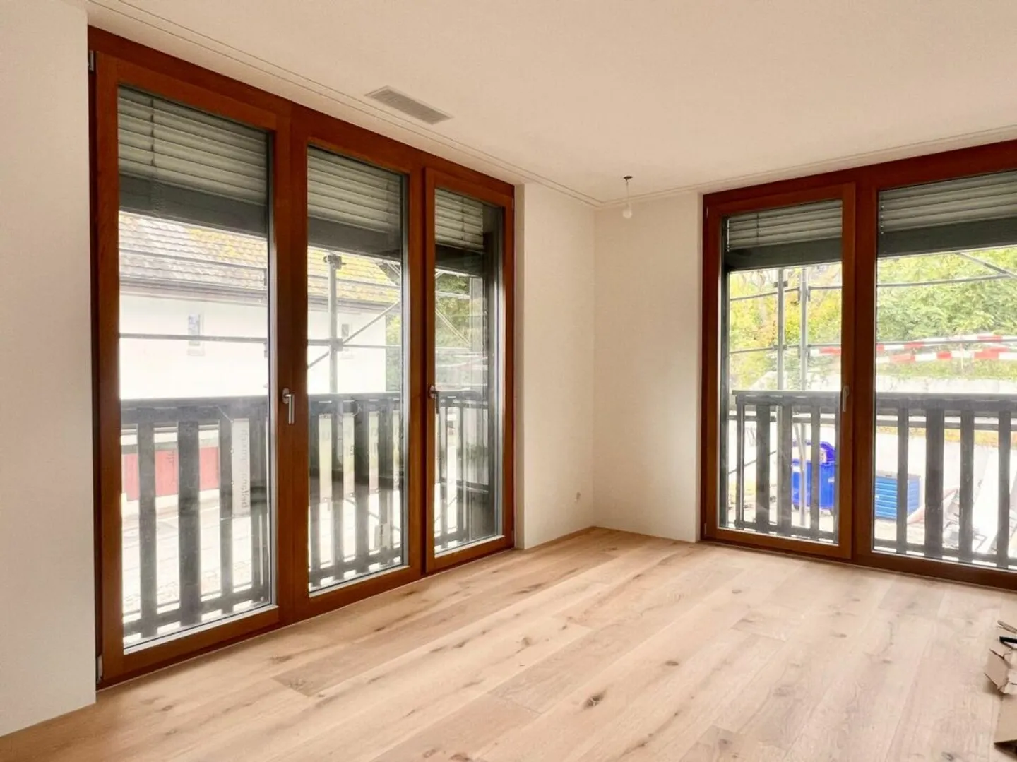 Moderno appartamento di 4,5 stanze con balcone a Magden - Foto 3 di 8