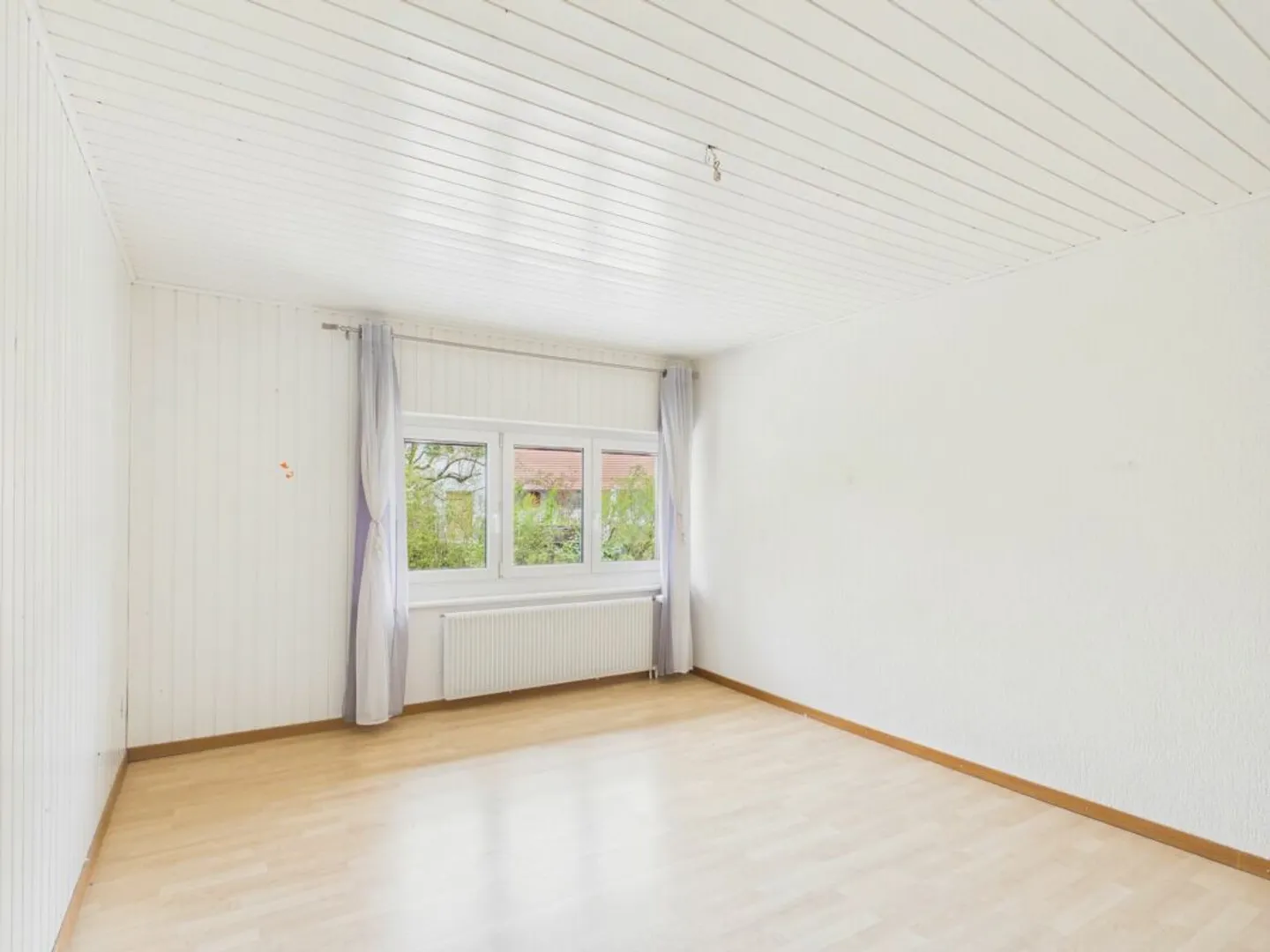 Grosszügige 5-Zimmer-Wohnung - Foto 8 von 13