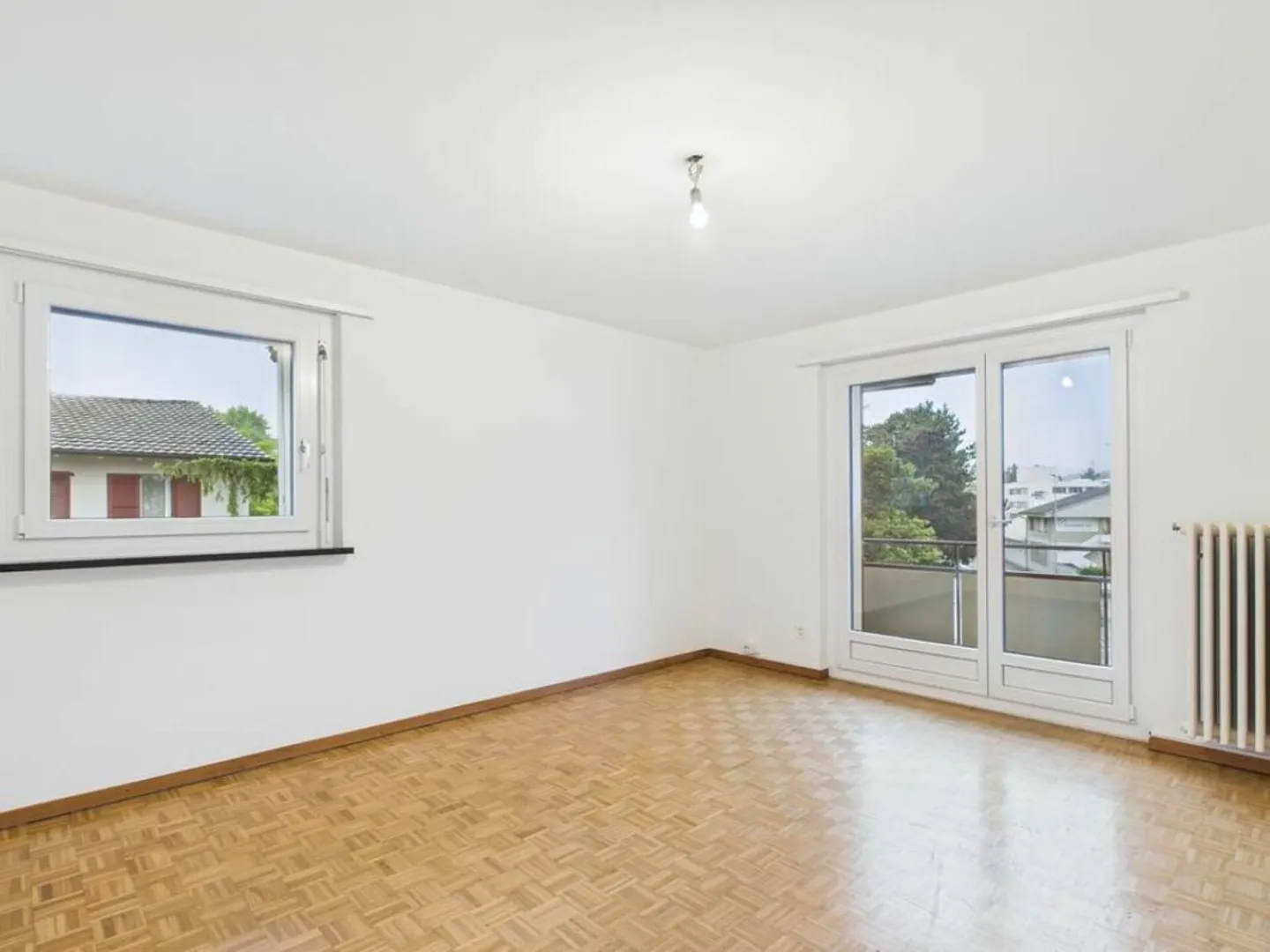 Maison charmante dans un bon quartier résidentiel - Photo 1 sur 9