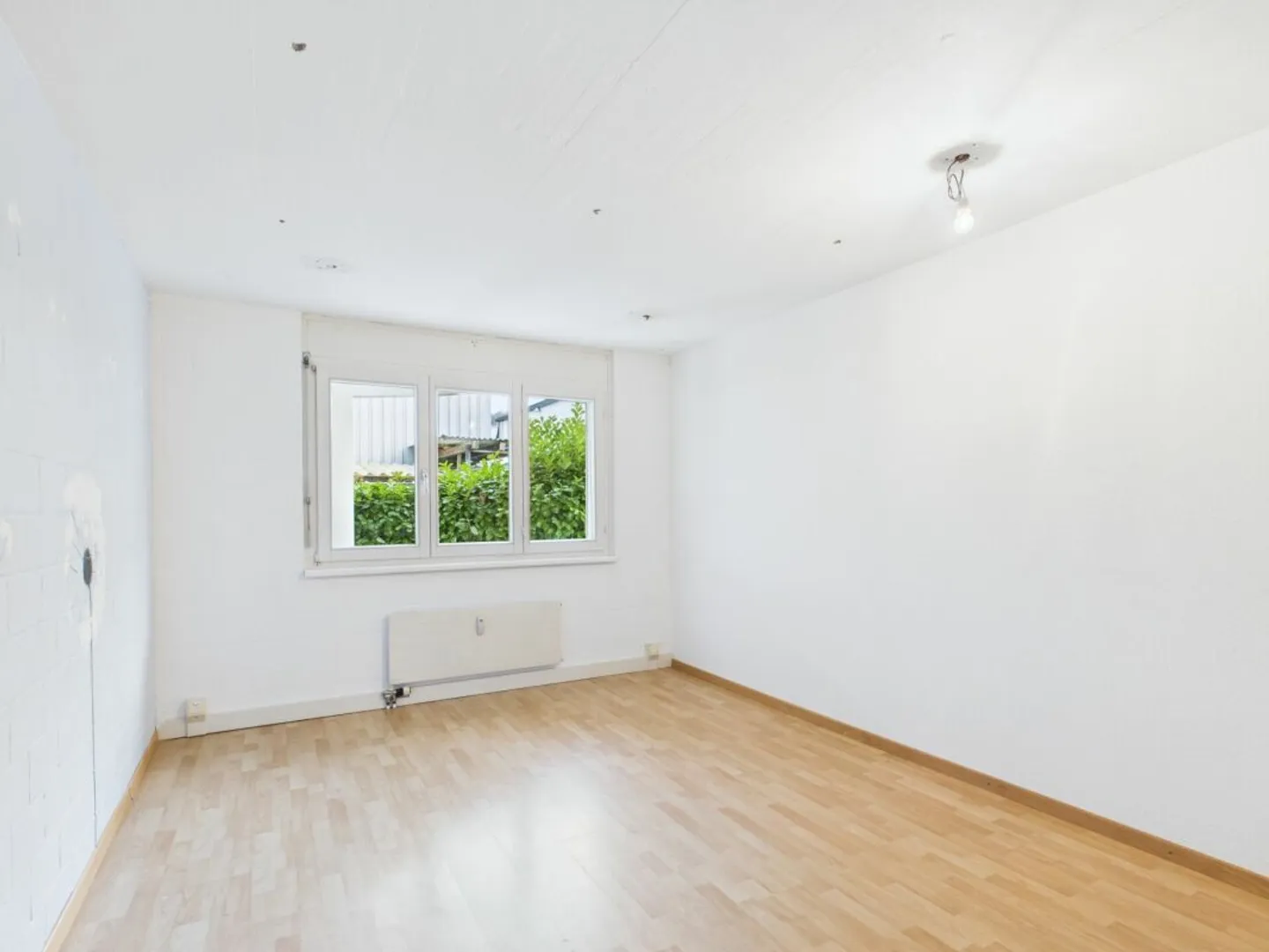 Espace commercial polyvalent à Zunzgen - Photo 4 sur 12
