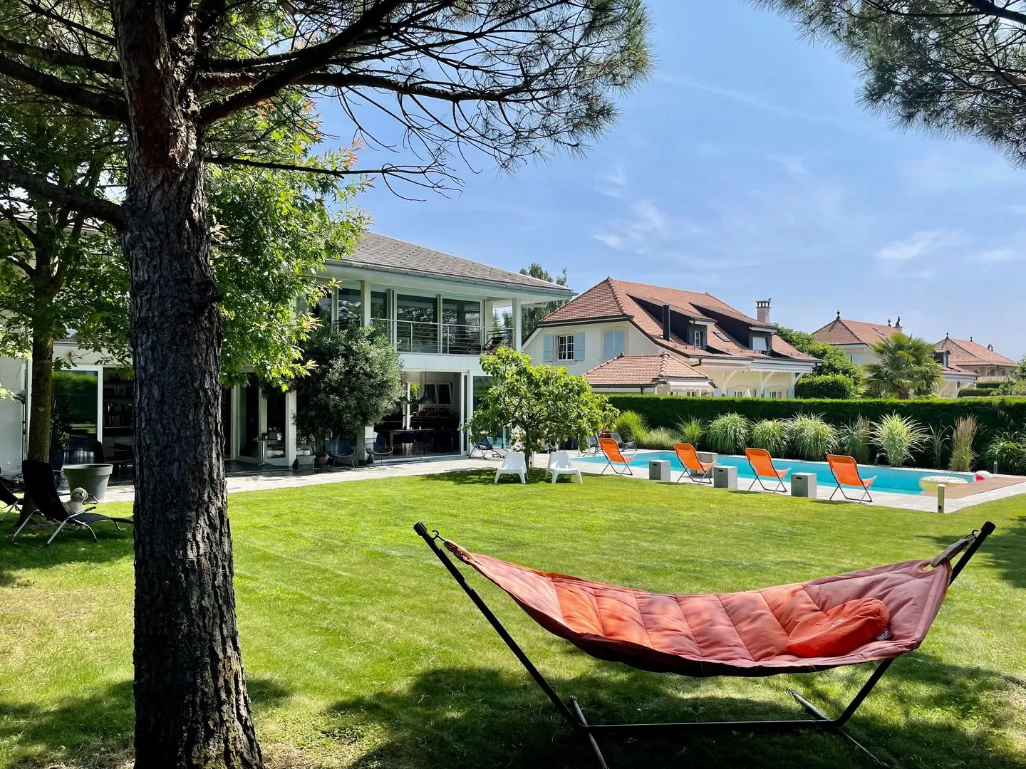 Villa Exceptionnelle avec Piscine - Photo 2 sur 10