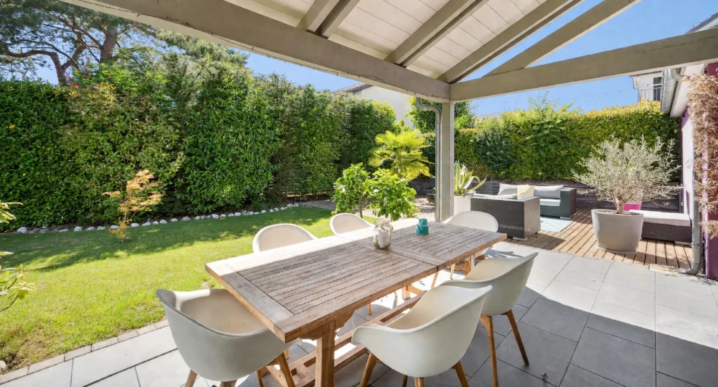 À VENDRE – LISTE EXCLUSIVE Villa individuelle élégante CHAVANNES-DES-BOIS - Photo 2 sur 11