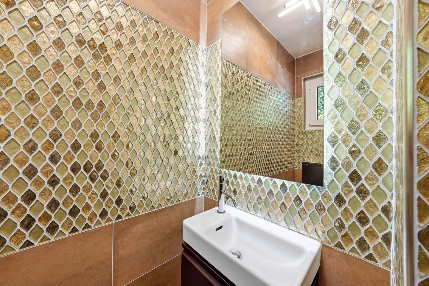 Magnificent Renovated House for Rent - Photo 13 of 13
