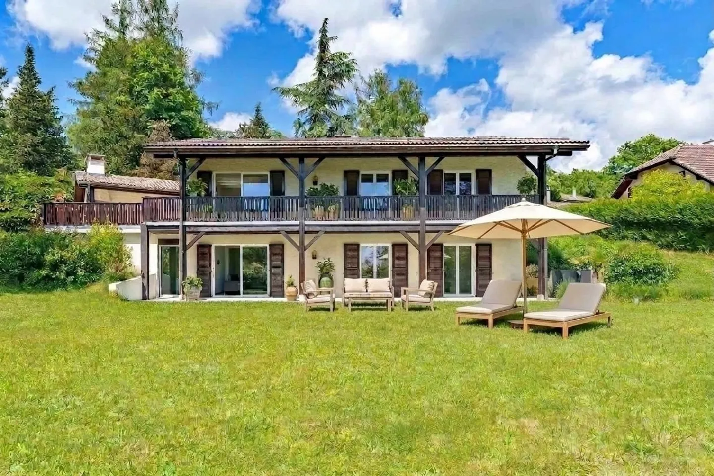 Magnificent Renovated House for Rent - Photo 1 of 13
