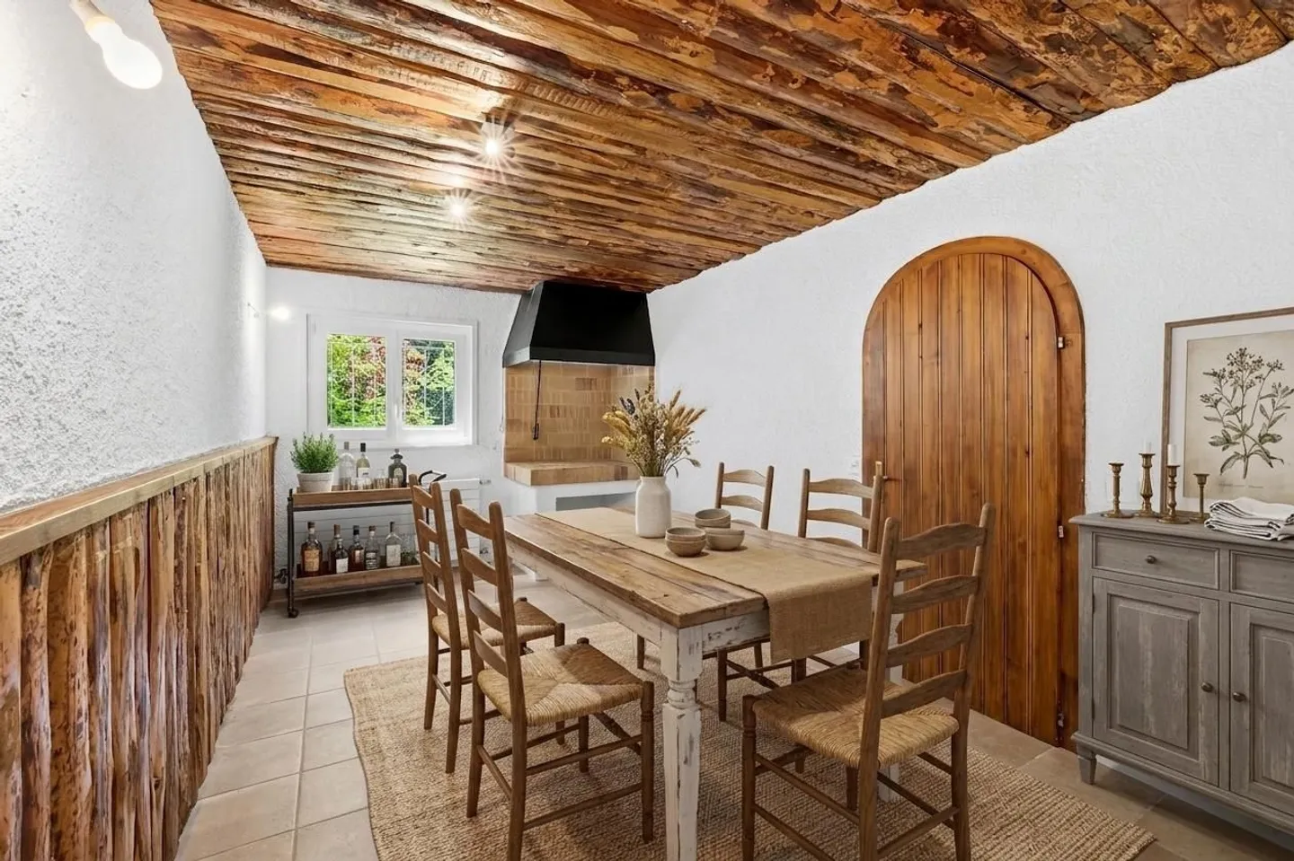 Magnificent Renovated House for Rent - Photo 9 of 13