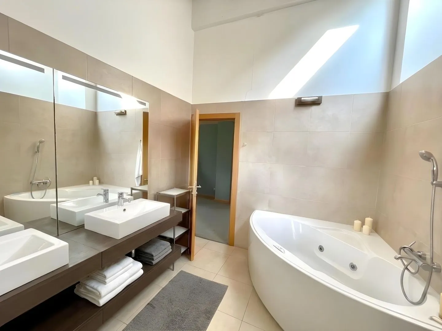 Villa Exceptionnelle avec Piscine - Photo 9 sur 10