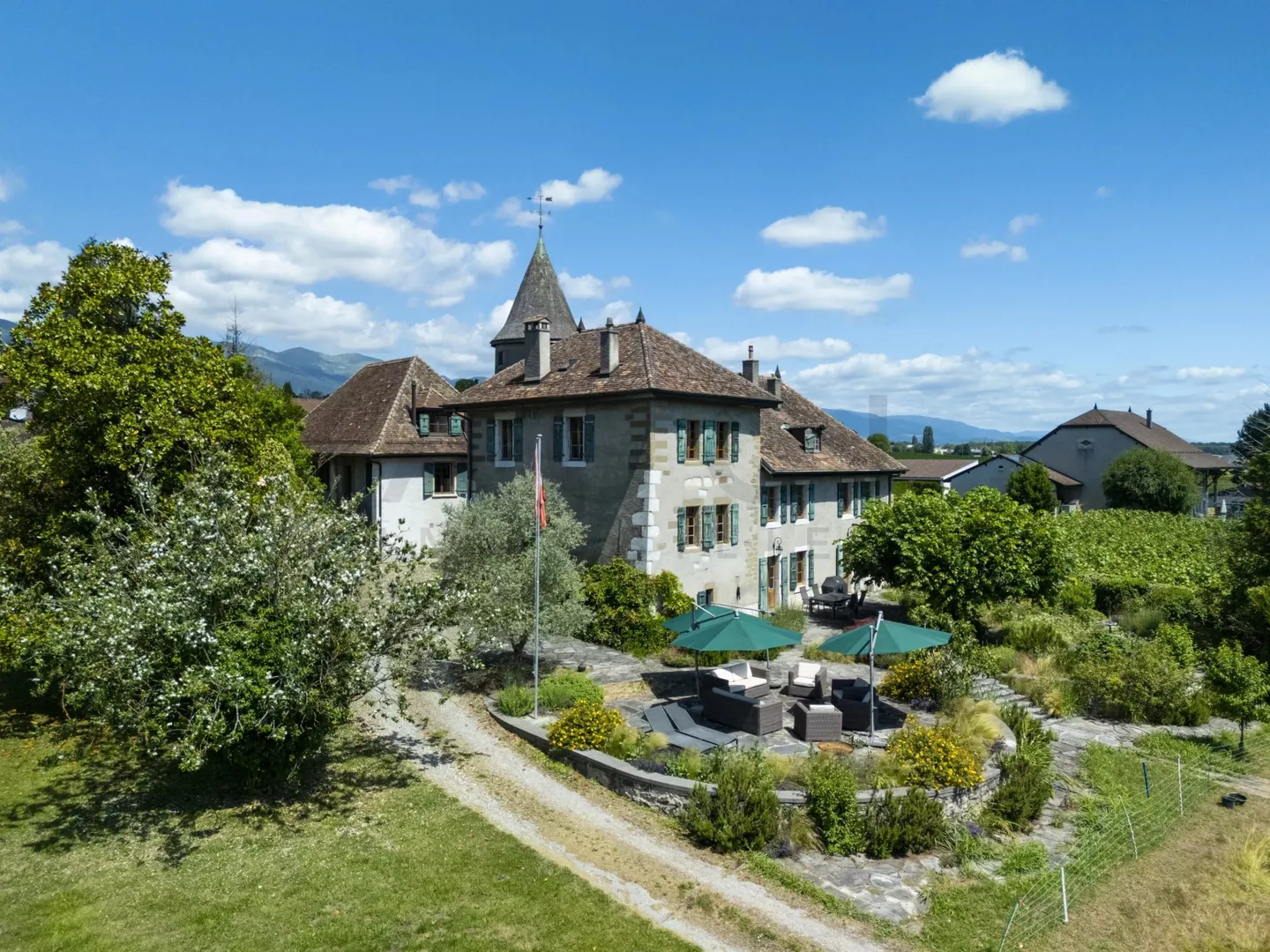 LA TOUR – MAISON FORTE DE BOURDIGNY-DESSOUS - Photo 1 sur 13