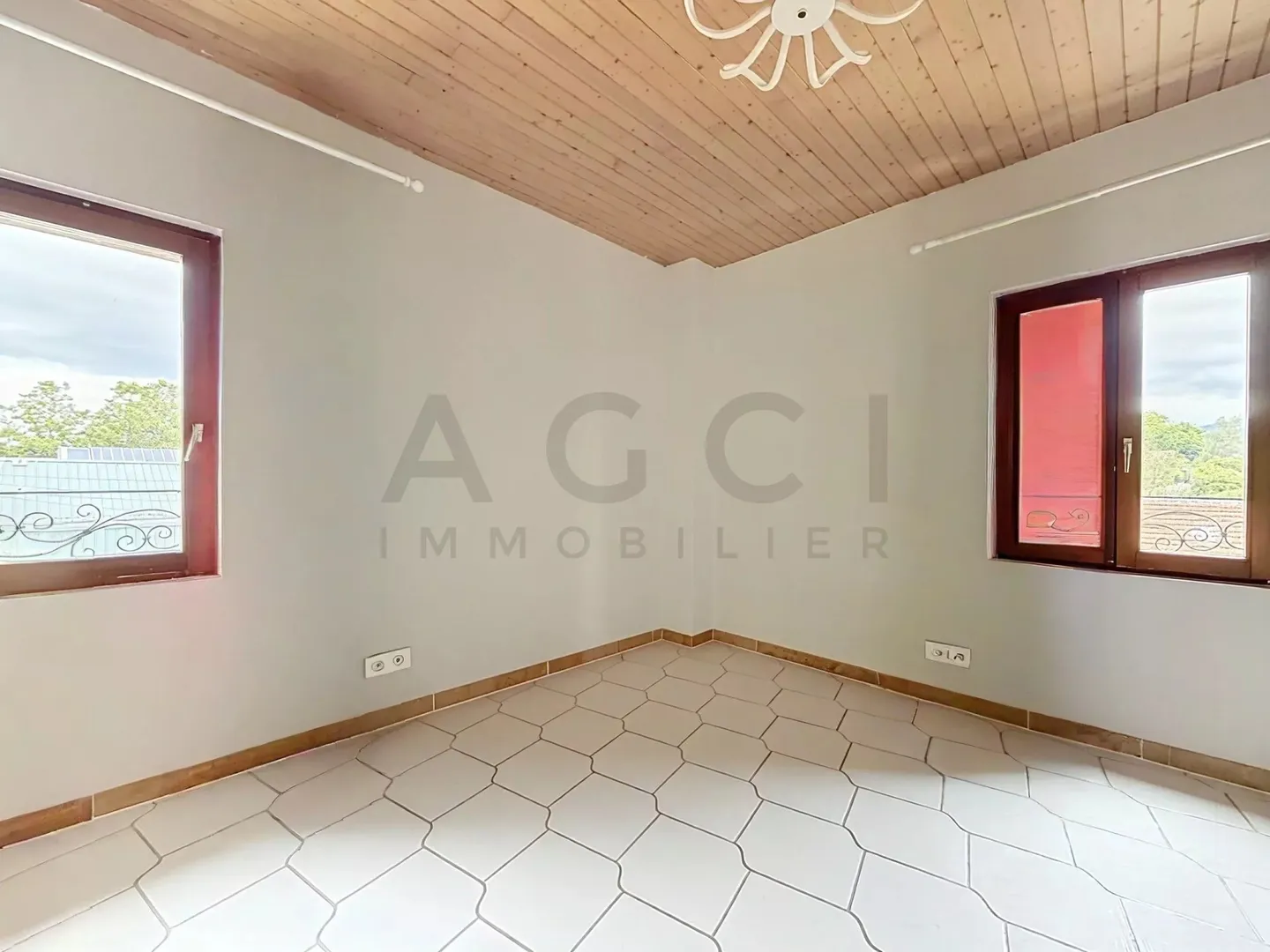 Appartement 4 pièces charmant - Photo 5 sur 9