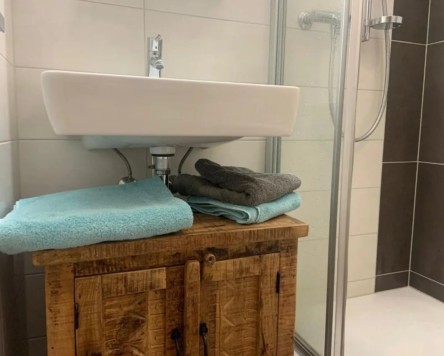 Studio meublé de 24 m² avec vue sur les montagnes - Photo 6 sur 10