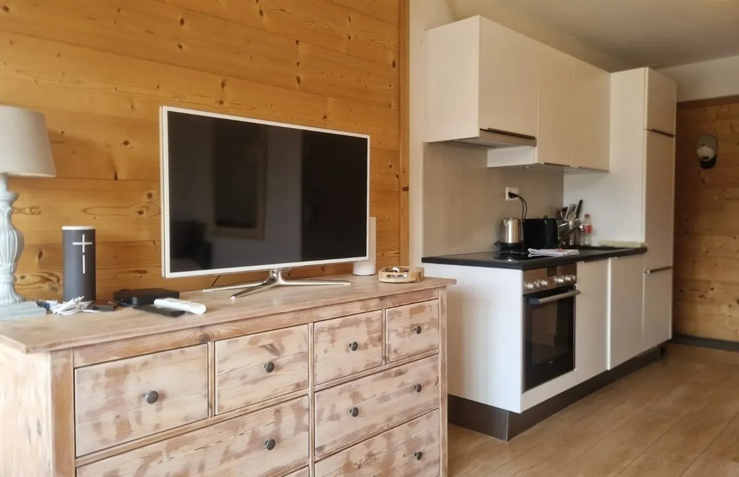 Studio meublé de 24 m² avec vue sur les montagnes - Photo 2 sur 10