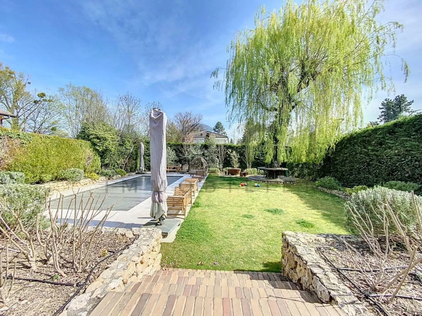 Villa di 450 m2 con piscina e giardino a Cologny - Foto 3 di 13