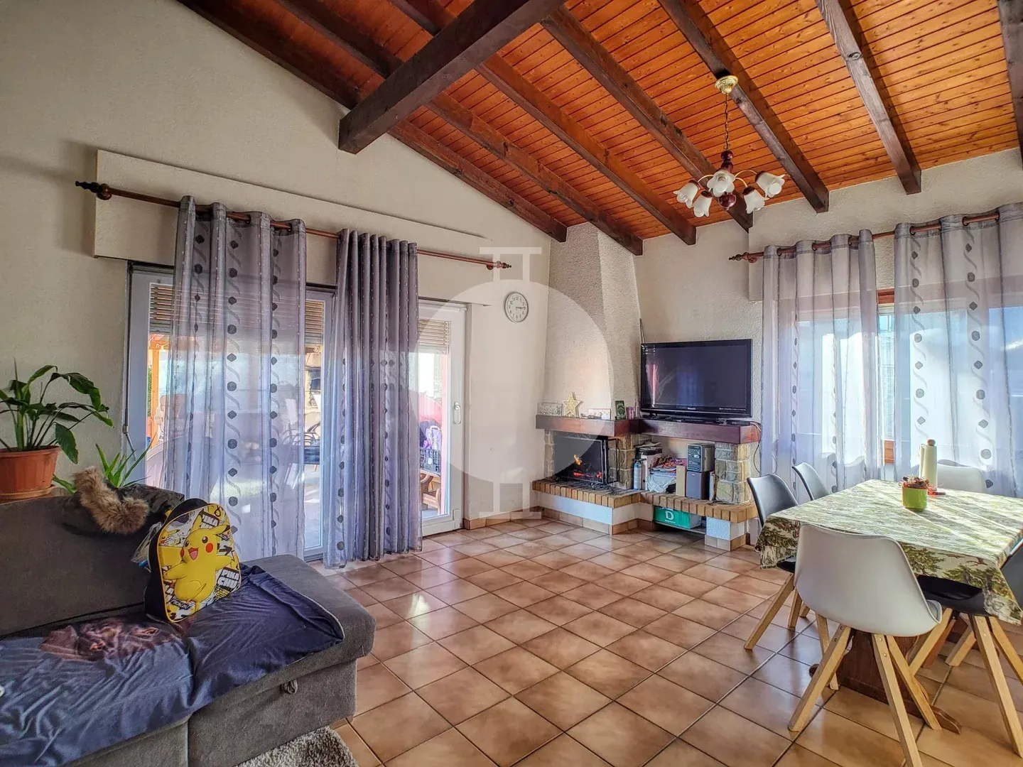 In vendita, casa con 2 appartamenti a Vétroz - Potenziale e ambiente di vita piacevole - Foto 10 di 13