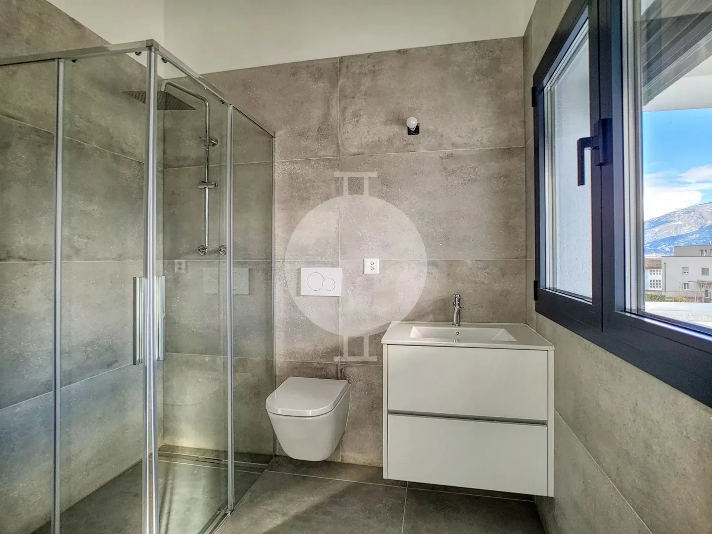 Superbe villa contemporaine et mitoyenne dans le village de Grimisuat - Photo 13 of 13