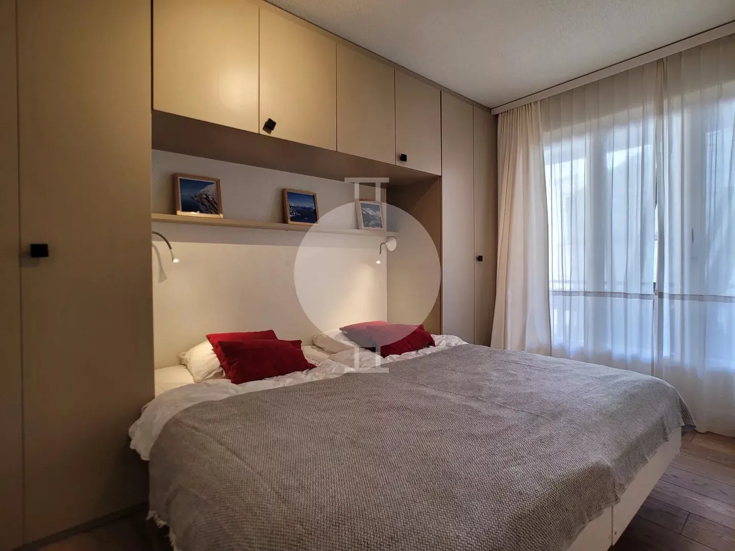 Charming 3.5 room apartment completely renovated with mountain views - Photo 7 of 9