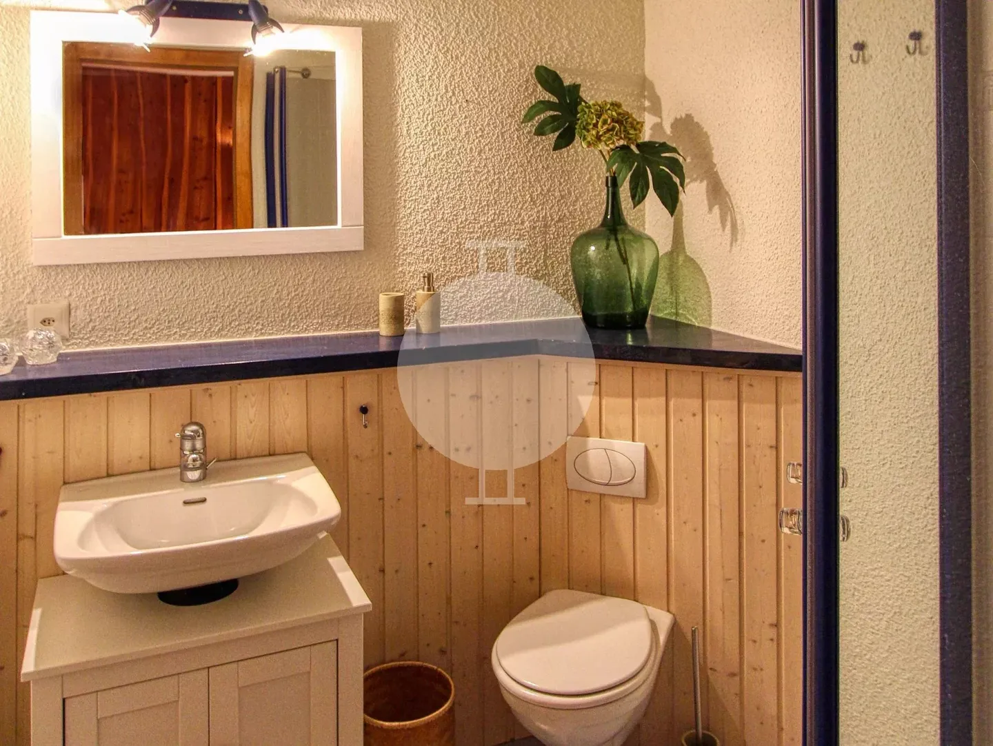 Charmant Appartement avec Terrasse - Photo 6 sur 7