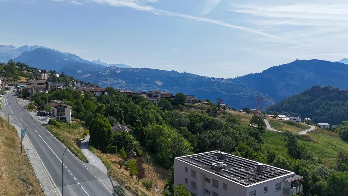 Attique d'exception avec vue alpine - Photo 9 sur 13