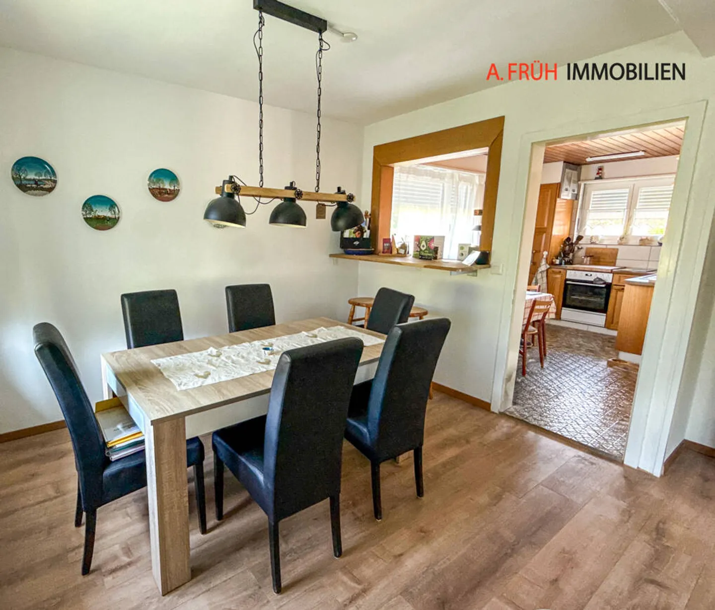 Casa Incantevole: Villa Unifamiliare in una Posizione Vicina alla Natura. - Foto 8 di 13
