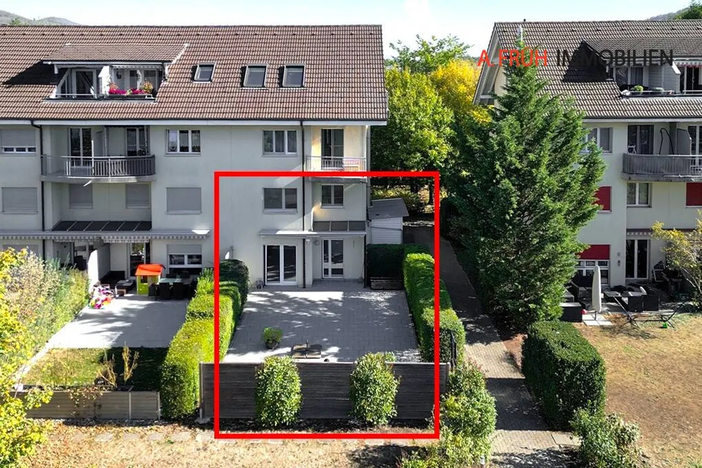 Maisonette angolare con giardino privato e tanto spazio per i sogni abitativi - Foto 1 di 10