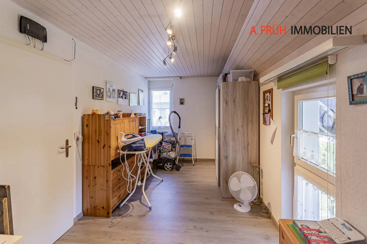 Incantevole casa a schiera con giardino idilliaco e molto comfort abitativo - Foto 8 di 13