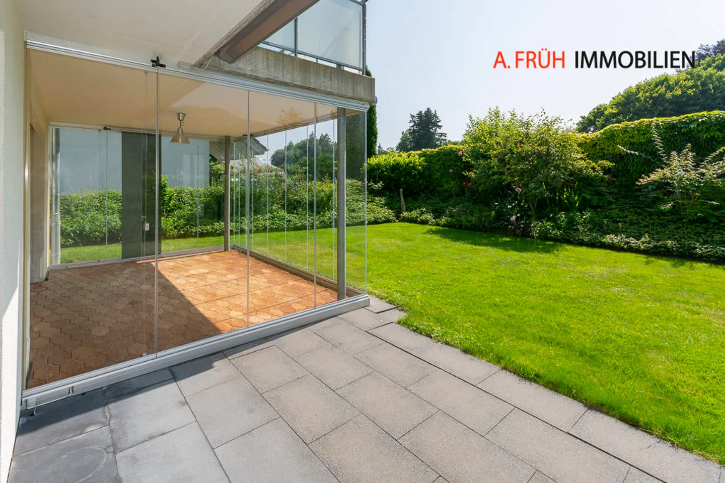 Ground-level garden apartment with comfort perfect for old age - Photo 12 of 13