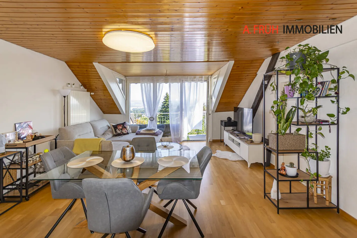 Above the Aare Valley Multi-Family House with a View of the Alps - Photo 3 of 13