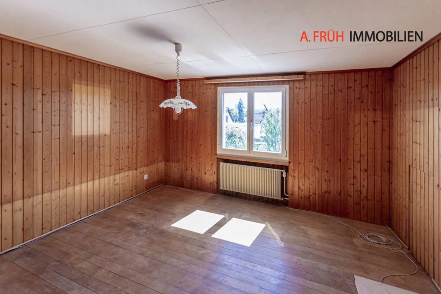 Charming Duplex with Winter Garden - Photo 8 of 11