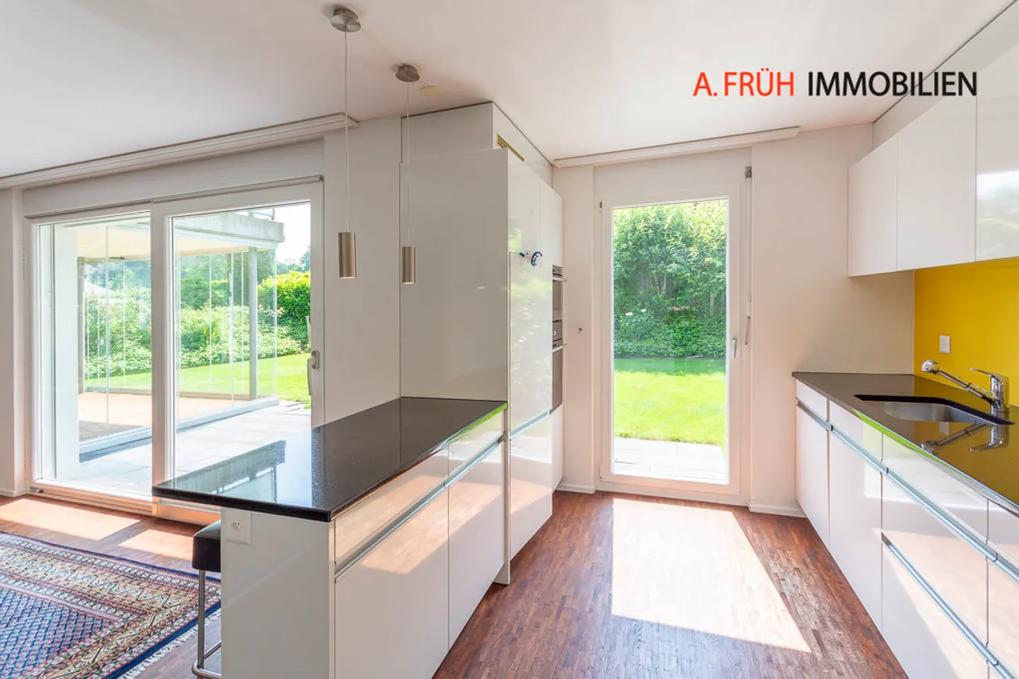 Ground-level garden apartment with comfort perfect for old age - Photo 2 of 13
