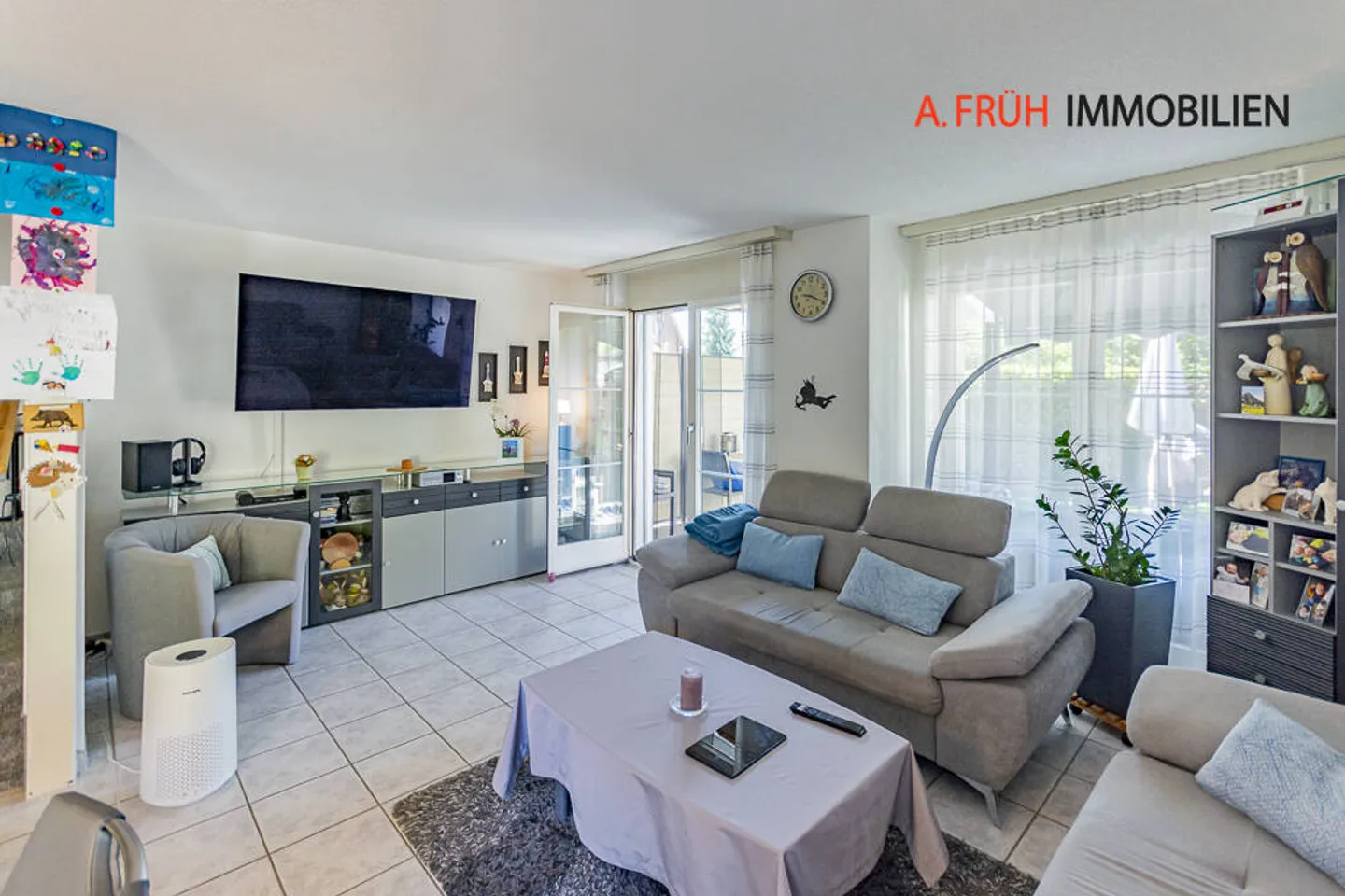 Incantevole casa a schiera con giardino idilliaco e molto comfort abitativo - Foto 4 di 13